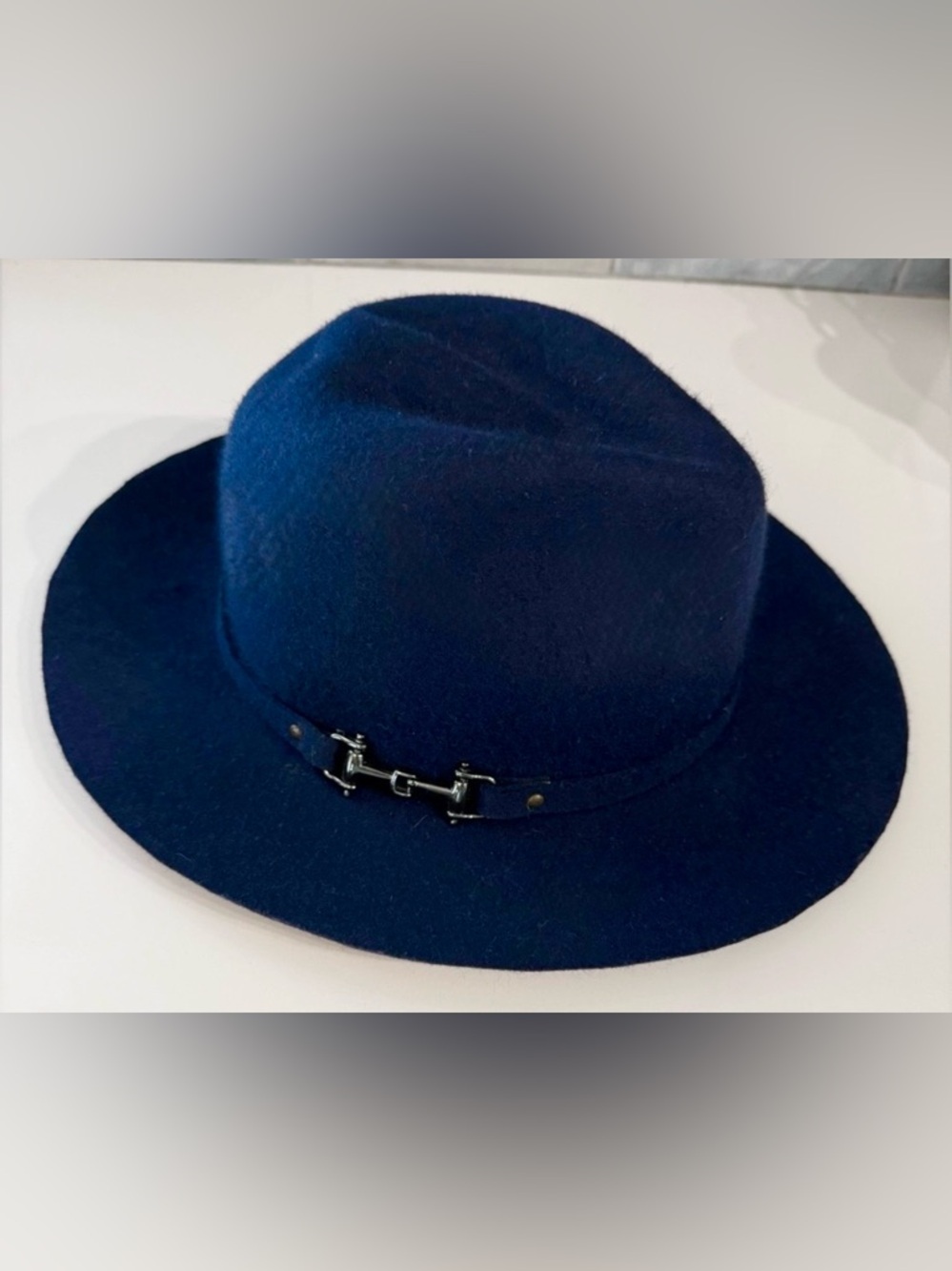 Navy horsebit wool felt fedora- L